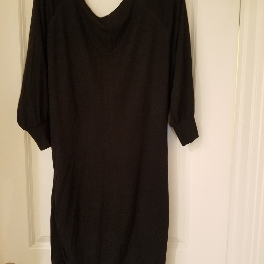 Black Dress - Picture 2 of 4